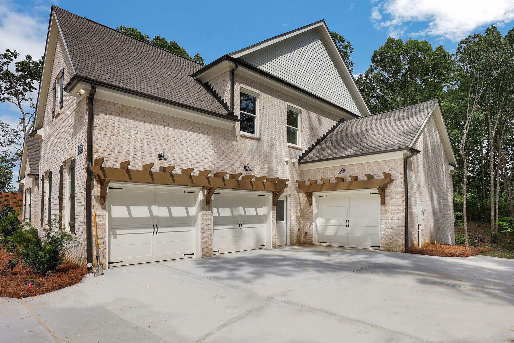 The Enclave at Mill Creek community